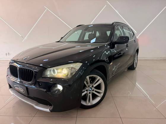 BMW X1 2.0 18I 4X2 24V GASOLINA 4P AUTOMÁTICO BMW X1 2.0 18I 4X2 24V GASOLINA 4P AUTOMÁTICO